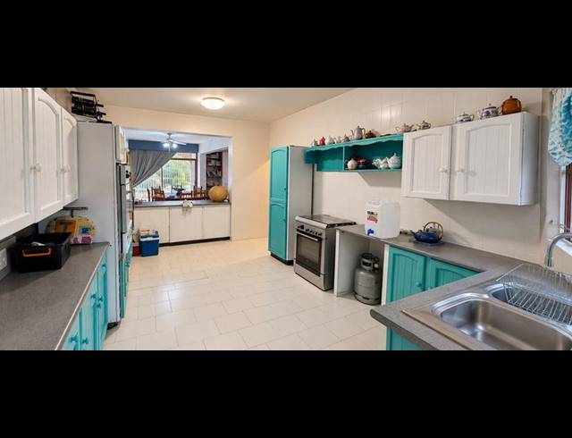 3 BEDROOM TOWNHOUSE FOR SALE IN HELICON HEIGHTS